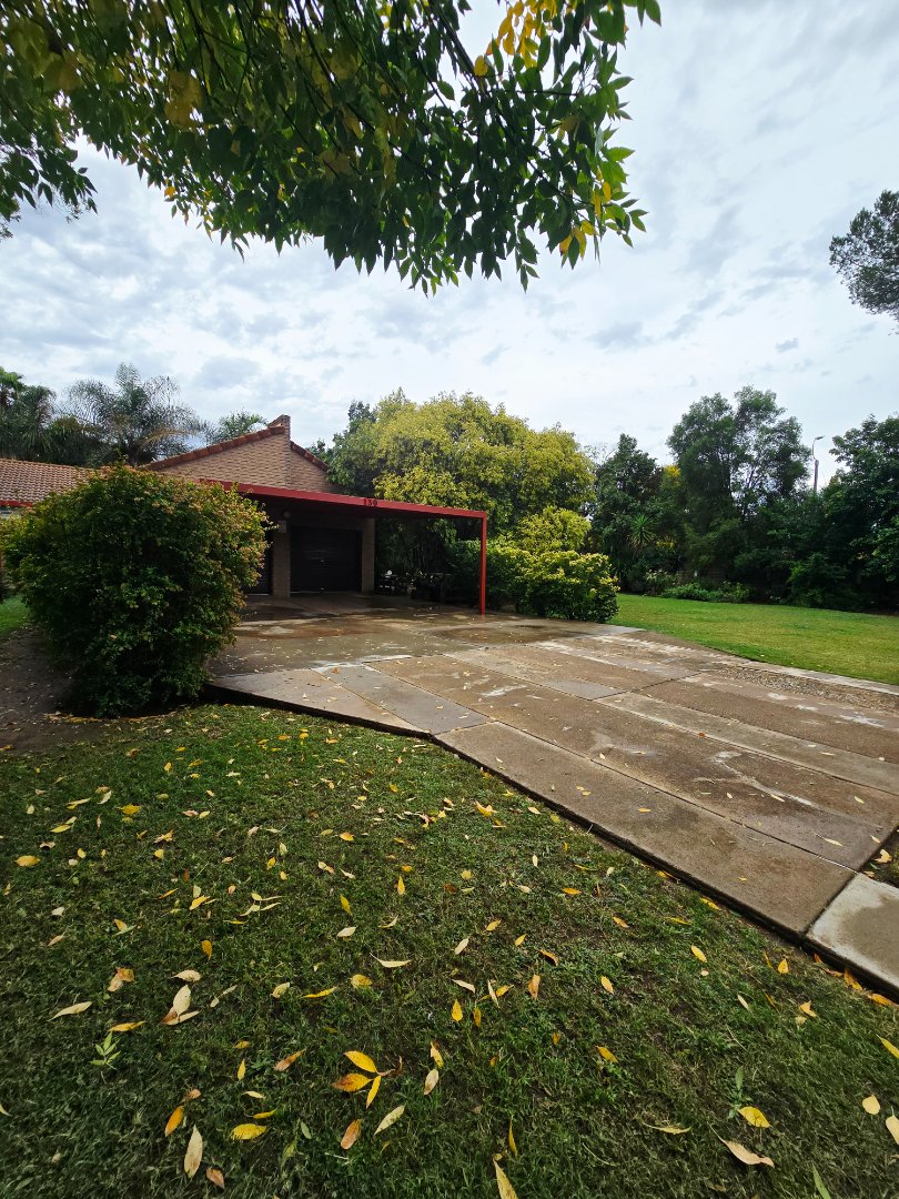 3 Bedroom Property for Sale in Flimieda North West